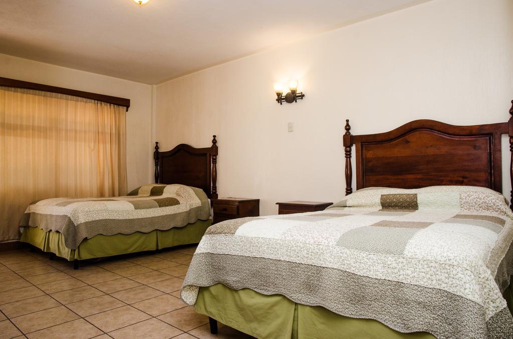 Hotel Los Cofrades Sololá エクステリア 写真